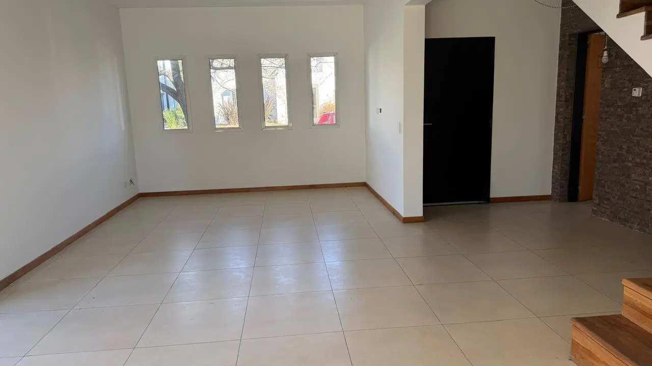 Casa Chalet en Venta en La Comarca, General Pacheco, Tigre 3