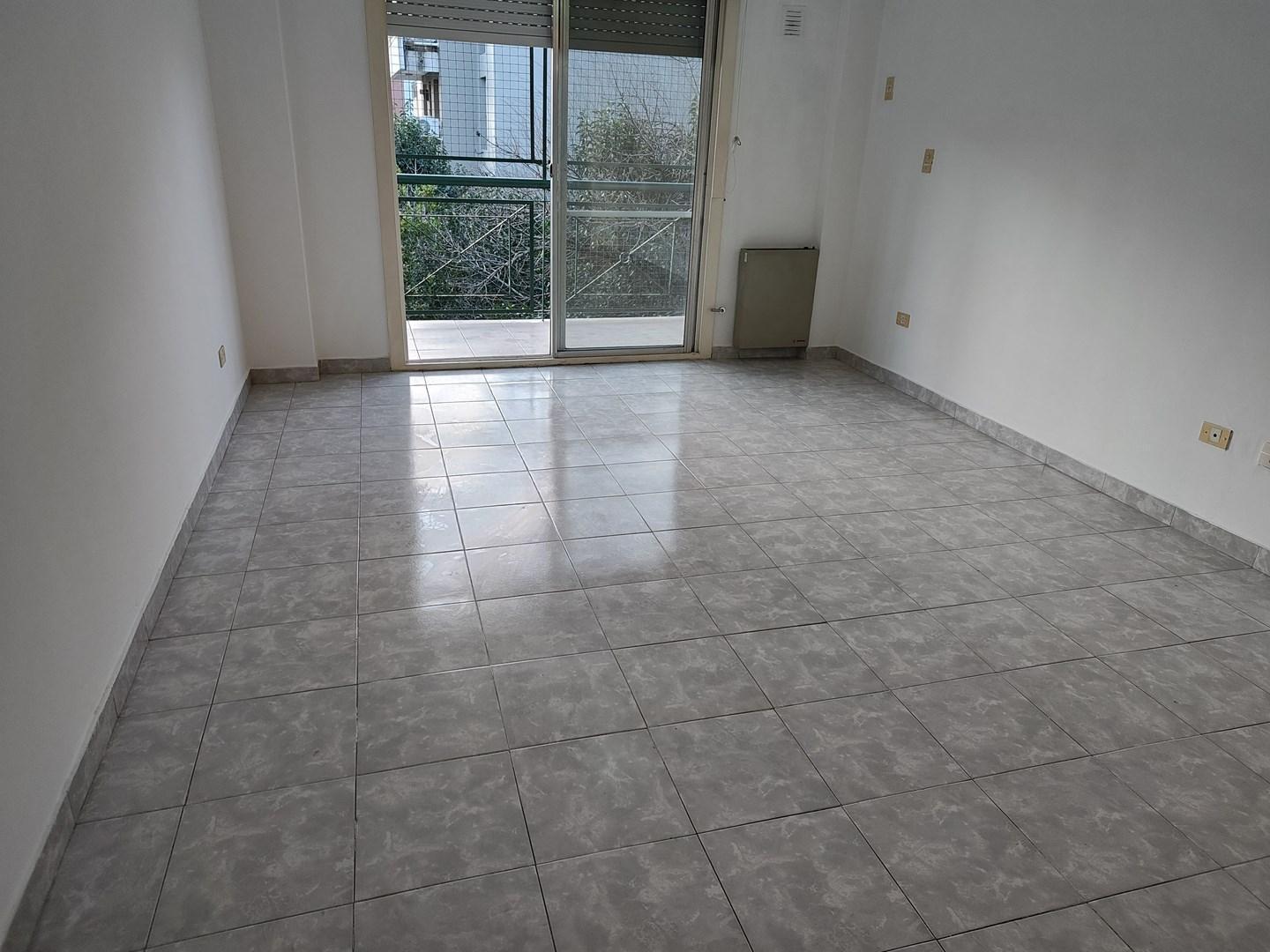 Foto de DEPTO 1 AMBIENTE IMPECABLE - VIVIENDA O PROFESIONAL - INMEJORABLE, imagen 3