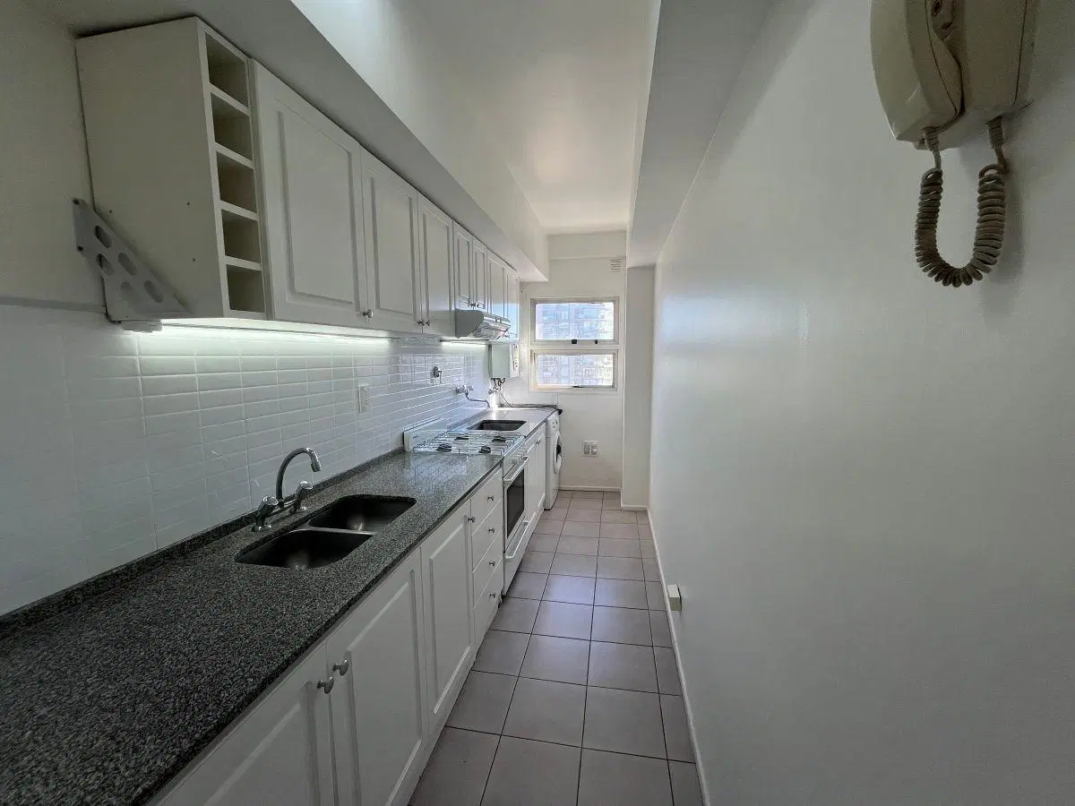 Excelente 3 ambientes en alquiler super luminoso y con vista abierta 5