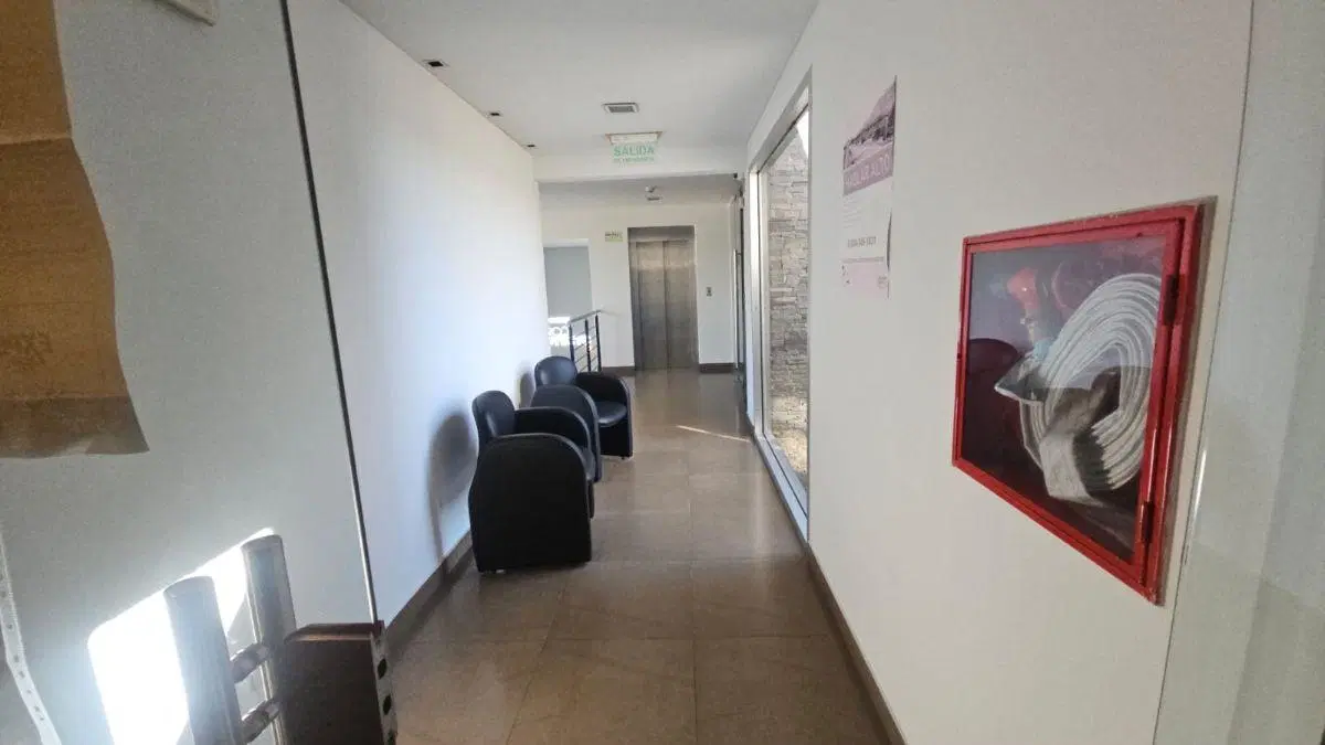 Exclusivo piso de oficinas de 344 m² con 7 cocheras en alquiler– Tomkinson y Sucre, San Isidro 2