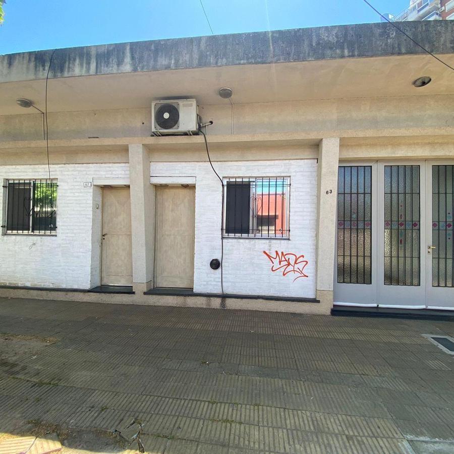 VENTA - Casa 4 Amb. en Beccar con Departamento 1 Amb. en Lote Propio