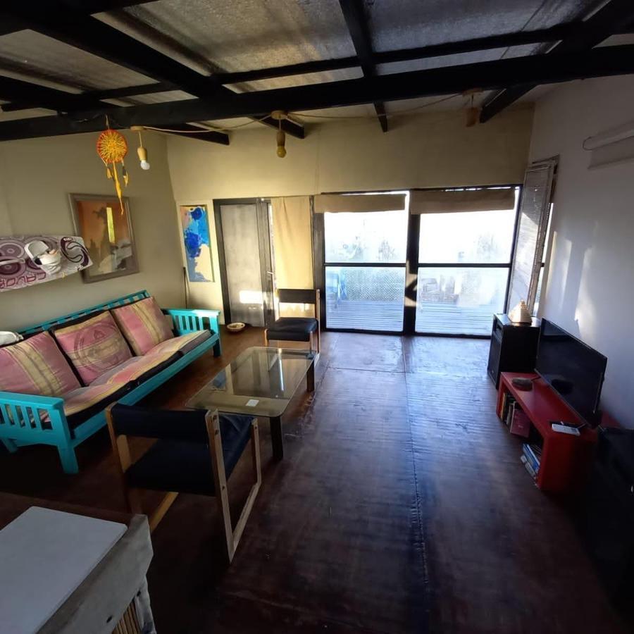 Foto de VENTA - Casa en el Delta de Tigre, 2000 m² sobre Río San Antonio, imagen 2
