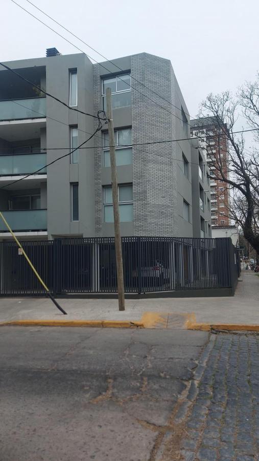 VENTA - Cochera Doble Descubierta en Beccar, Excelente Ubicación