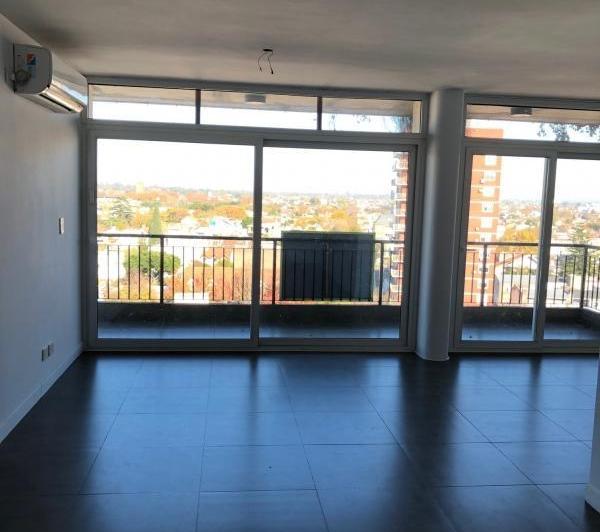 ALQUILER - Dpto. 3 Amb. en Beccar, Piso Alto en torre, 2 Cocheras y SUM 3