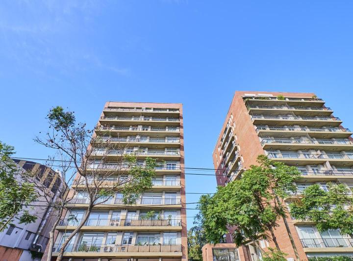 ALQUILER - Dpto. 3 Amb. en Beccar, Piso Alto en torre, 2 Cocheras y SUM 1