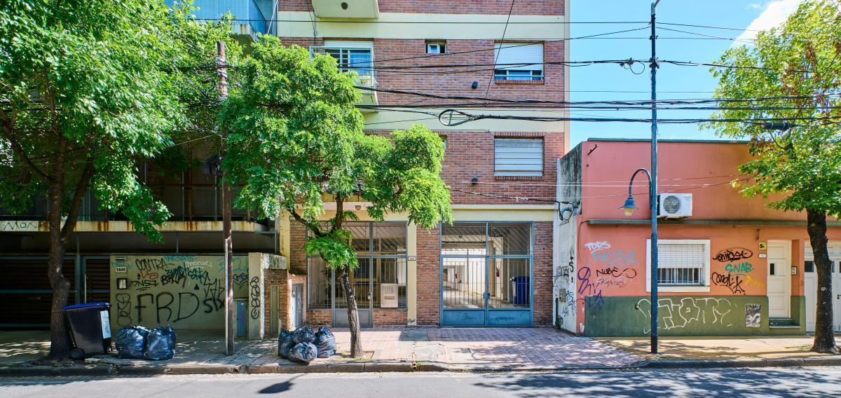 Foto de VENTA - Departamento 2 Amb. en San Fernando con Balcón y Cochera. Apto, imagen 2