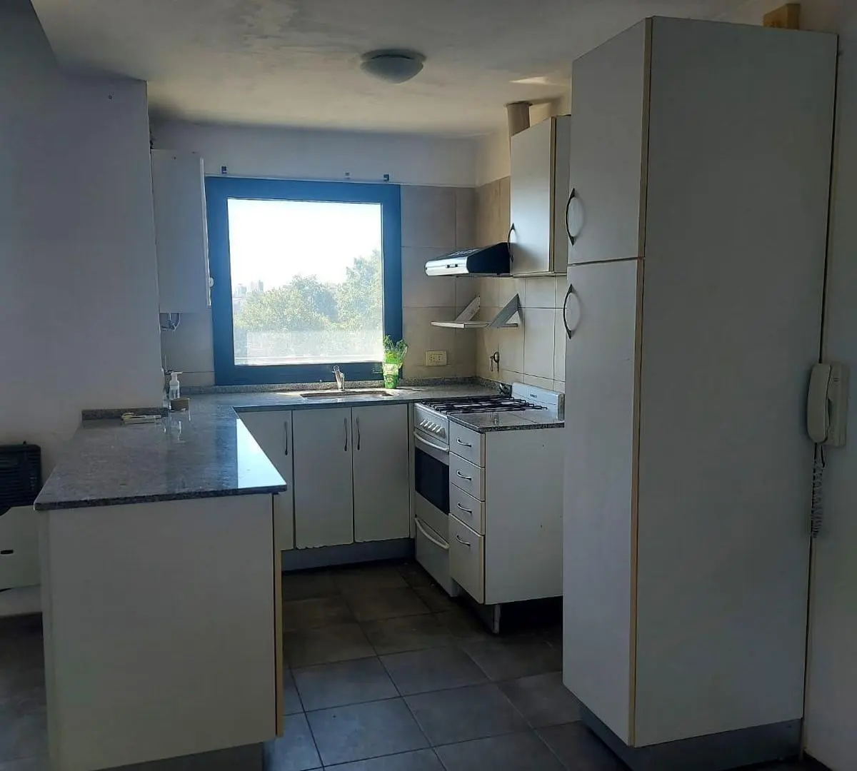 Alquiler - Departamento 2 amb en San Fernando con balcón y cochera 3