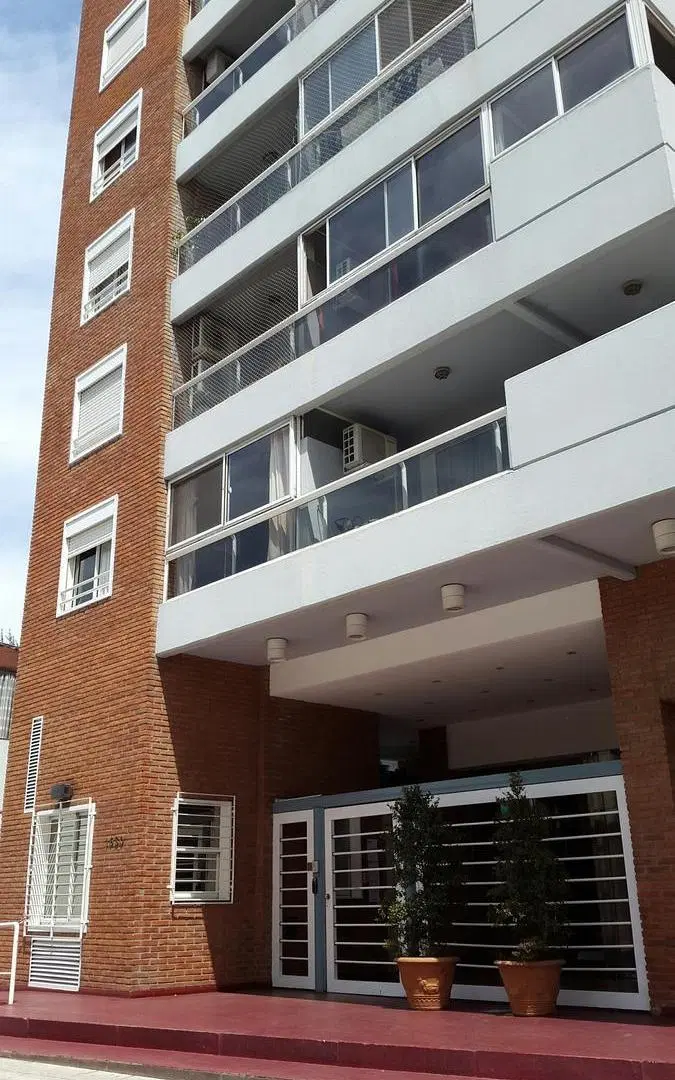 ALQUILER - Departamento de 2 Amb. en Beccar con Balcón y Amenities. Beccar 4