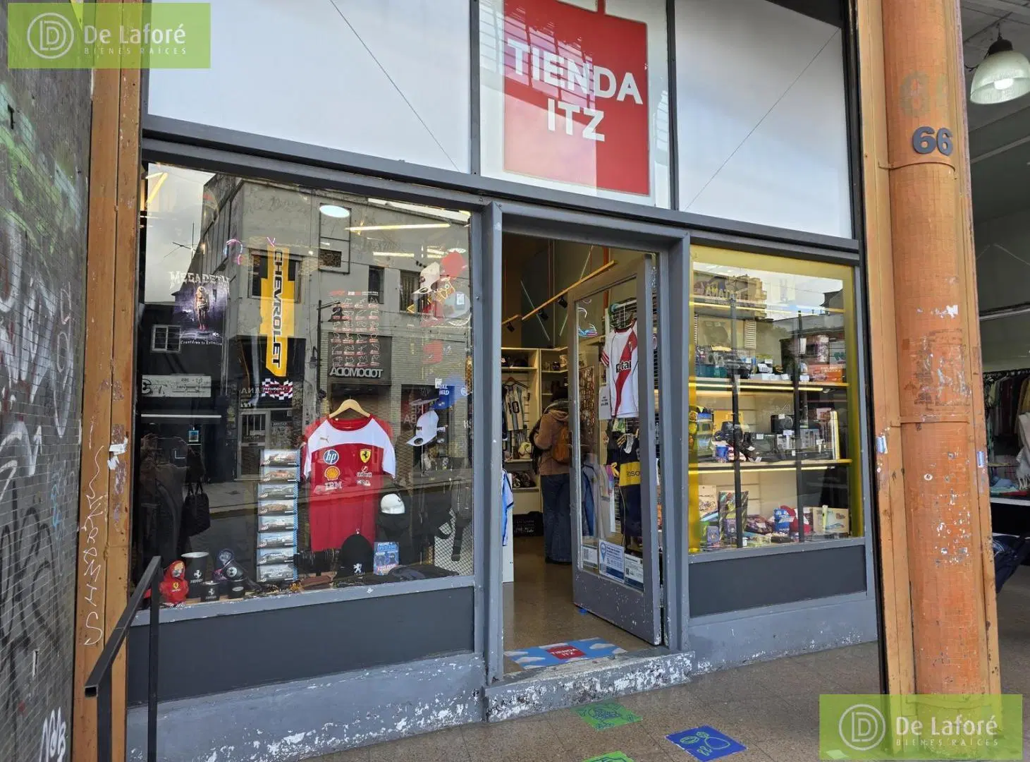 Venta - Fondo de Comercio de "Universo Coleccionable"  en el corazón de San Isidro – Llave en Mano 2