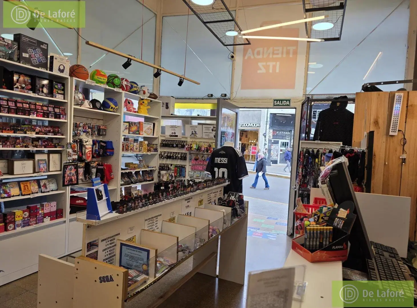 Venta - Fondo de Comercio de "Universo Coleccionable"  en el corazón de San Isidro – Llave en Mano 4