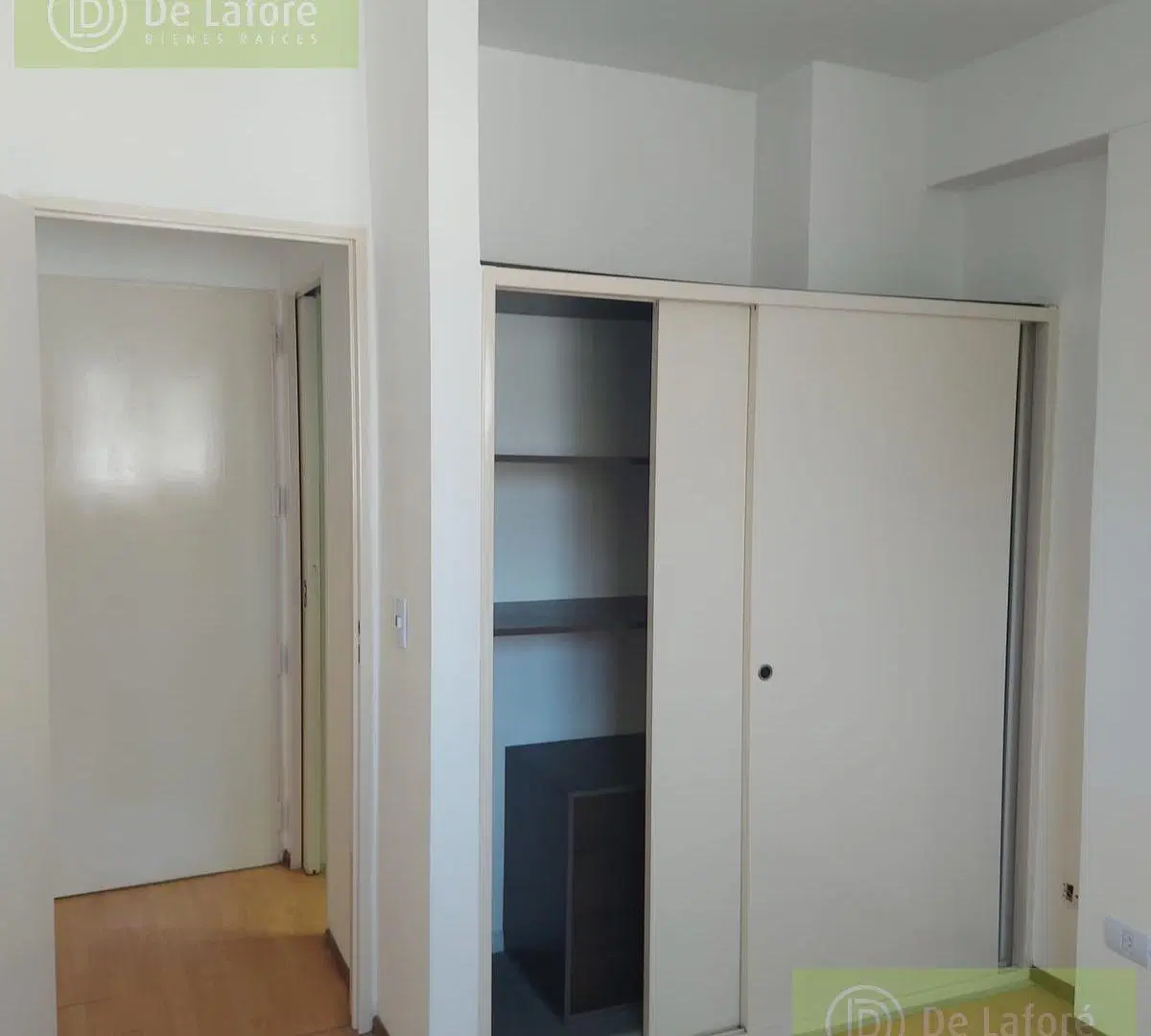 Alquiler - Departamento 2 ambientes con balcón y cochera descubierta en San Fernando 2