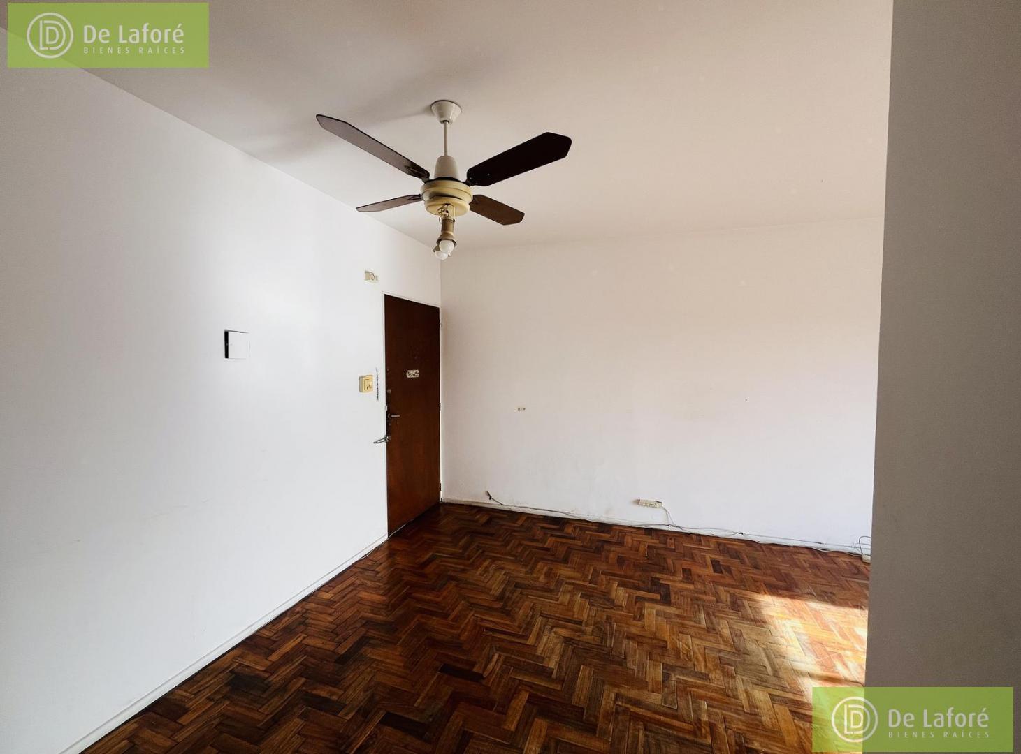 Foto de VENTA - Dpto. 3 amb. en Vte. López sobre Av. Maipú, piso alto, vistas, imagen 2