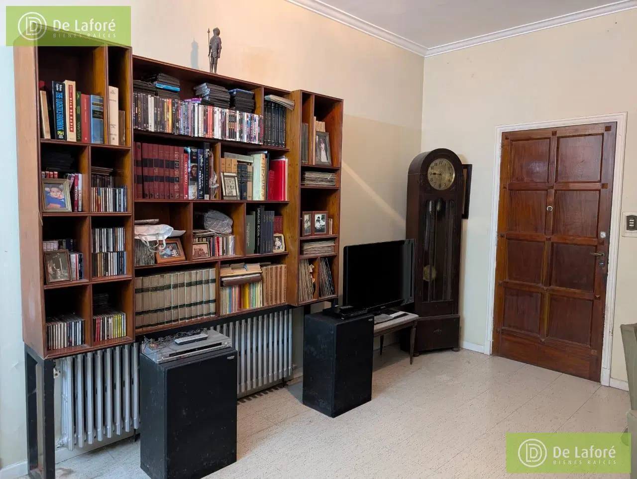VENTA - Casa de 4 amb. en San Isidro. Con buen terreno de 312 m2, jardín y mucho potencial! 3