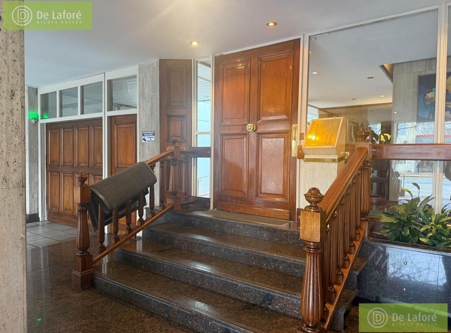Foto de ALQUILER - Departamento de 4 ambientes y dependencia en Martínez, con, imagen 3