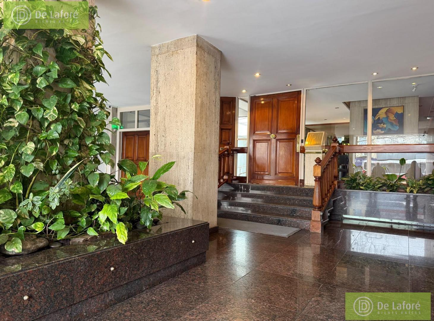 Foto de ALQUILER - Departamento de 4 ambientes y dependencia en Martínez, con, imagen 1