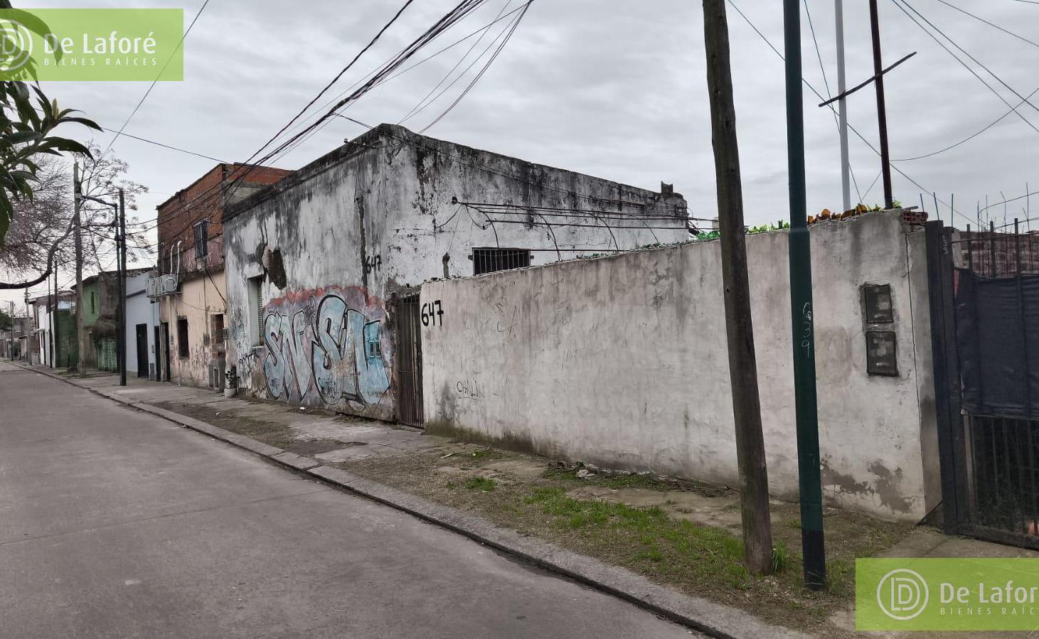 Foto de VENTA - Lote de 748 m2 en Beccar, zona industrial, apto para galpón o, imagen 1