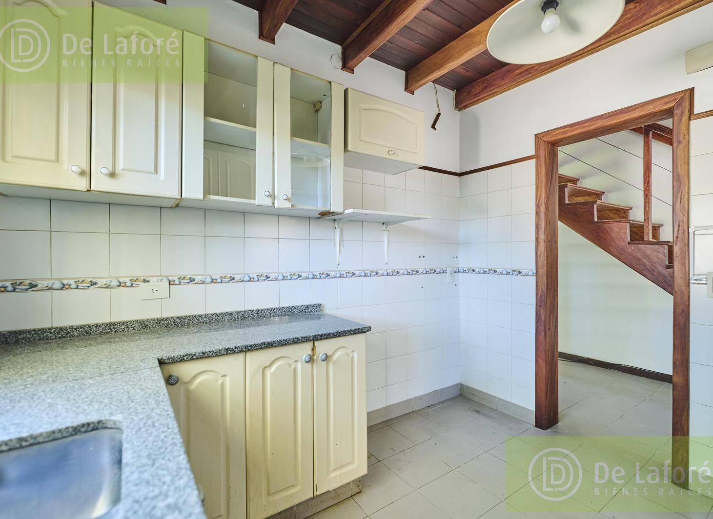 Foto de VENTA - Chalet 4 Ambientes con Cochera y Jardín en Don Torcuato, imagen 4