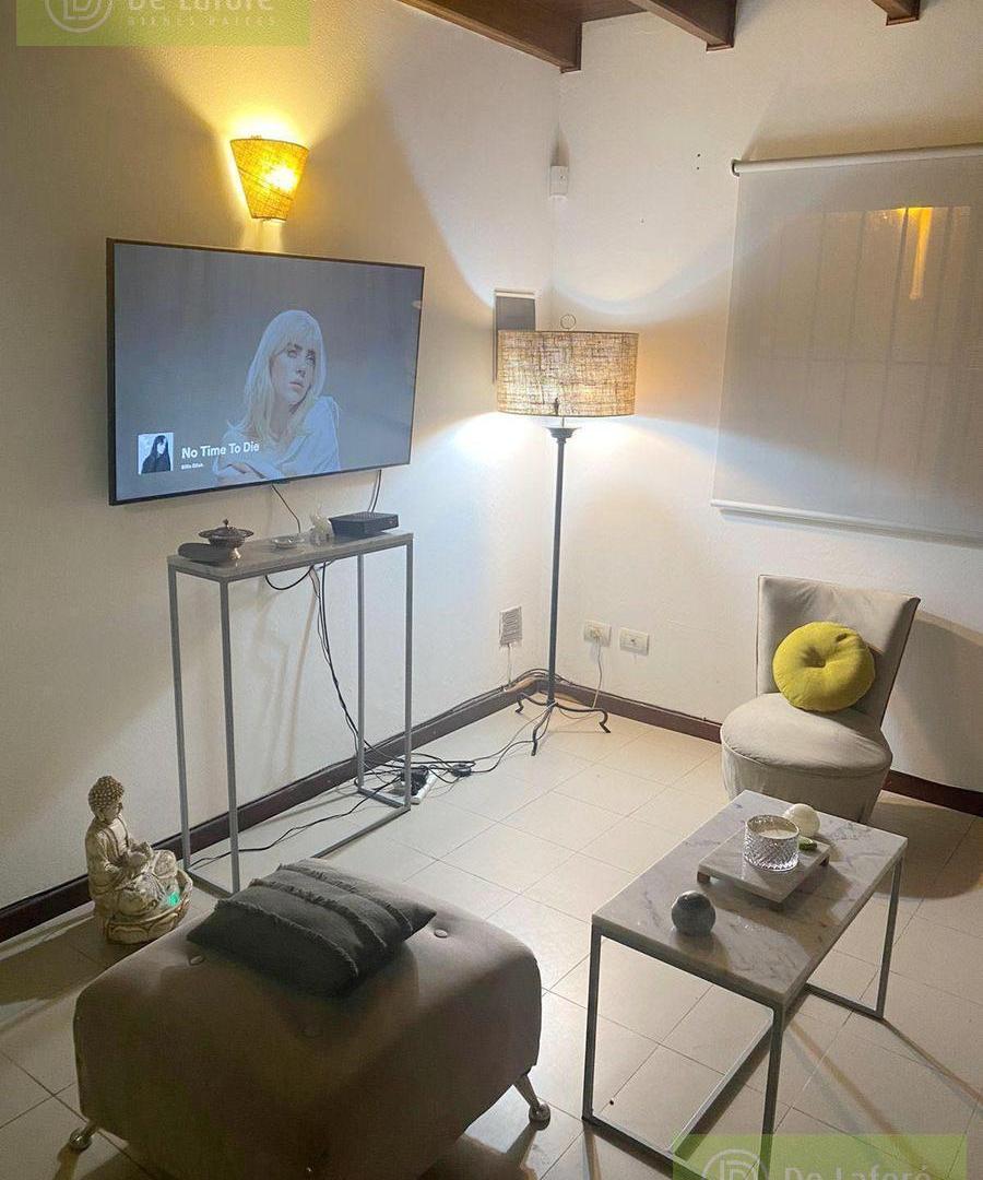Foto de VENTA - Chalet 4 Ambientes con Cochera y Jardín en Don Torcuato, imagen 5