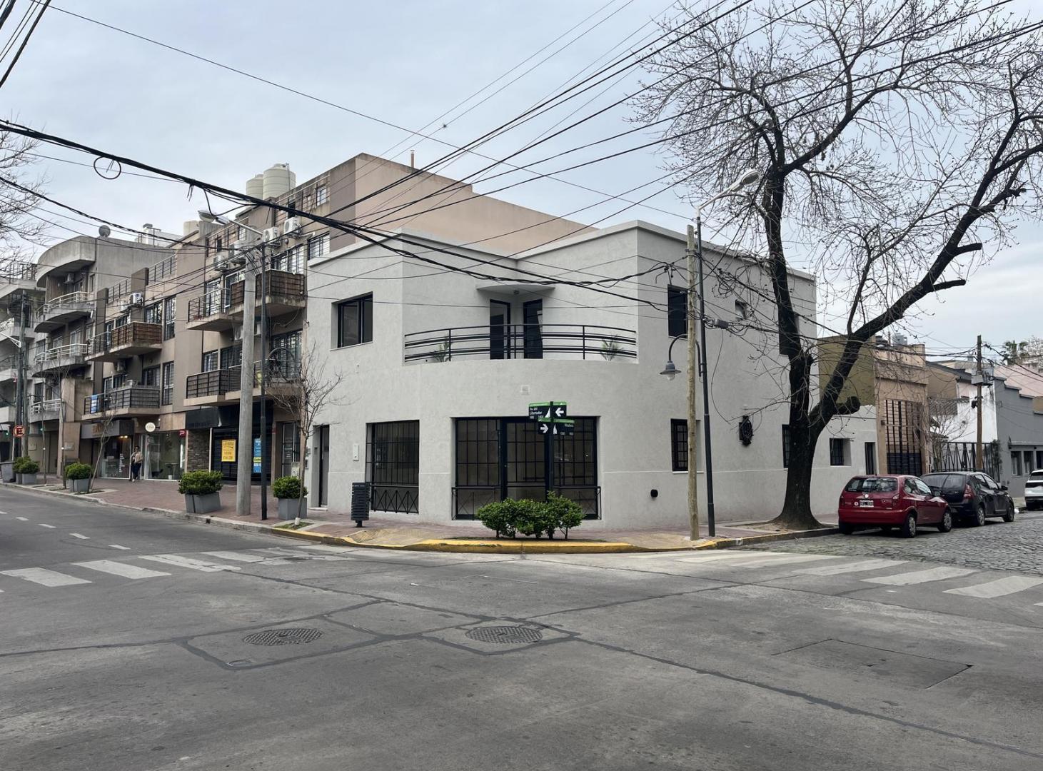 Foto de VENTA - Local comercial renovado de 4 amb, con vivienda de 3 amb en PA, imagen 5