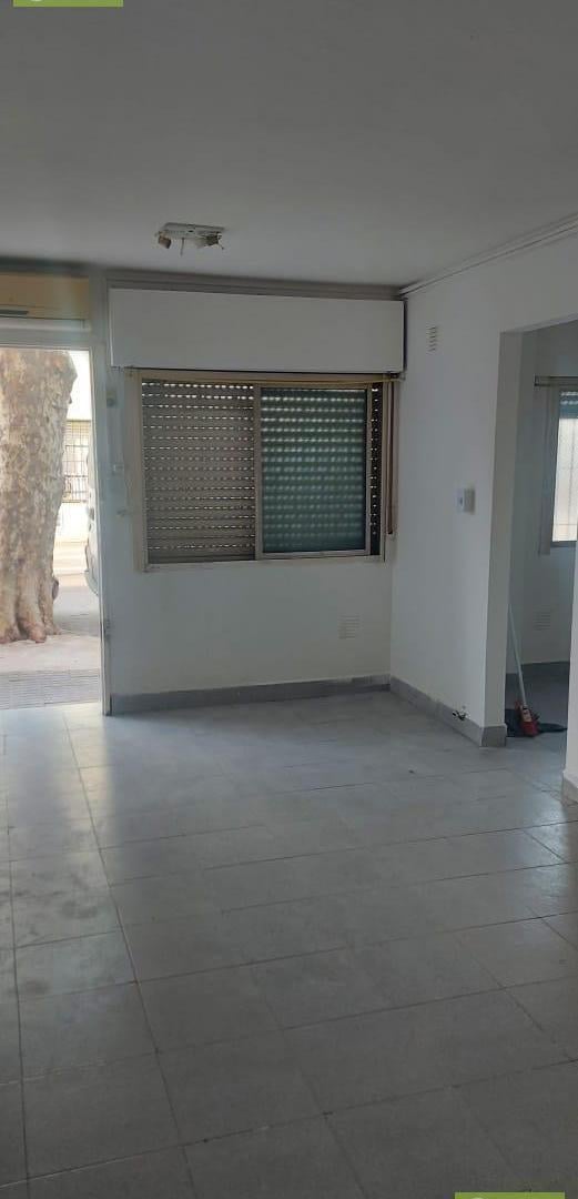 Foto de ALQUILER - PH planta baja al frente, 2 dorm., 60m2, orientación este, imagen 3