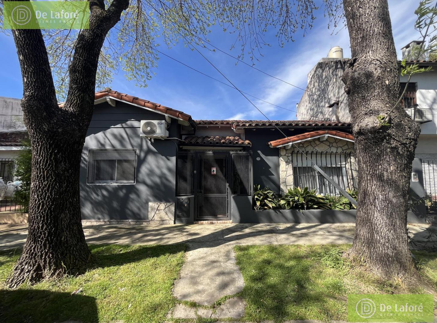 Foto de VENTA - Casa 4 amb. en Beccar, renovada en lote propio, 3 dorm., 2, imagen 2