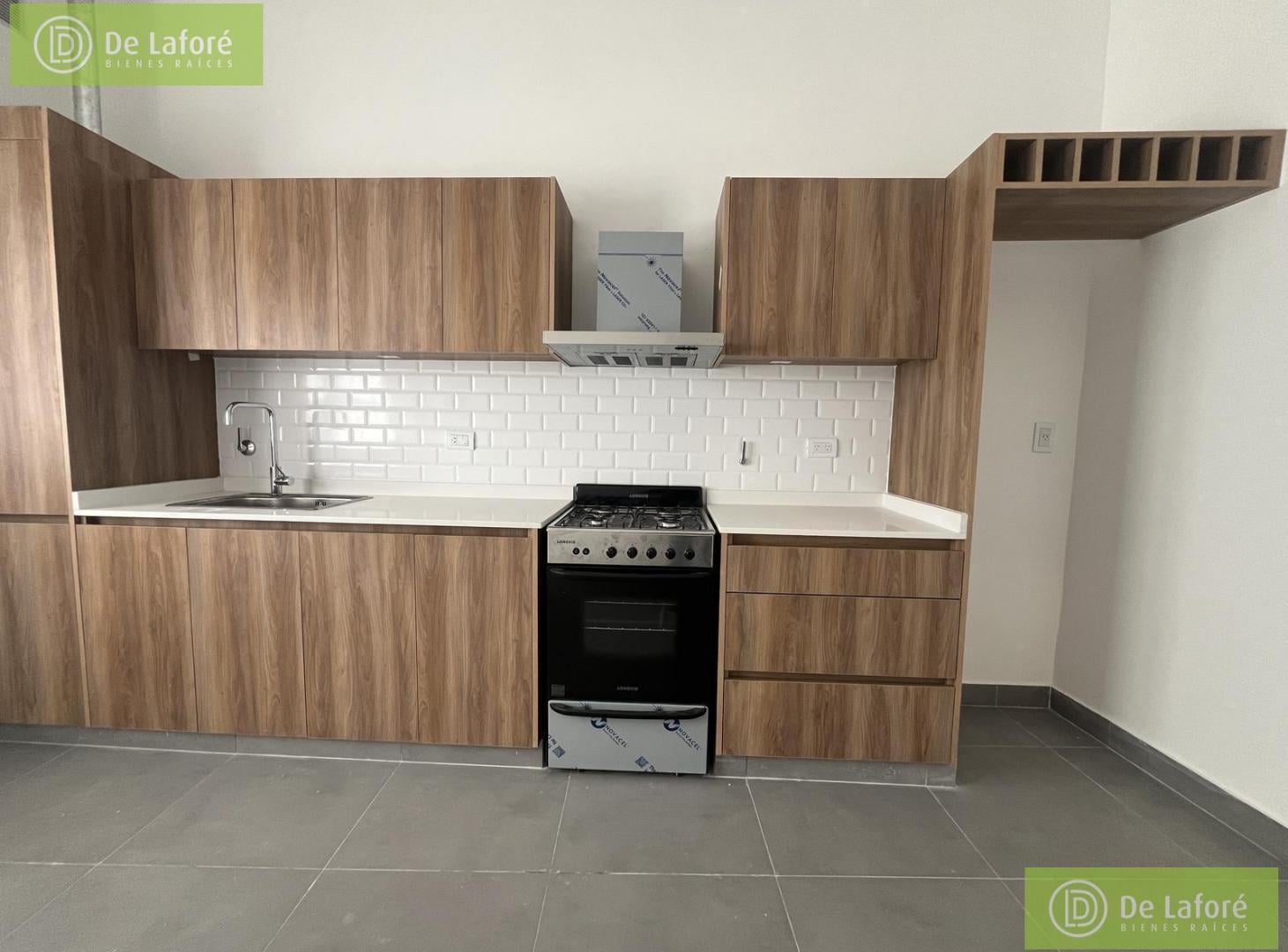 Foto de VENTA - Casa 4 amb. reciclada a nuevo en San Isidro, apto crédito, 2, imagen 4