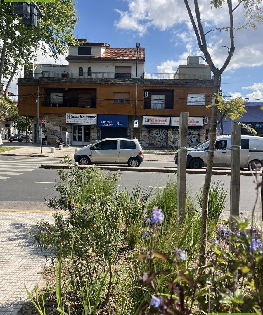 Foto de VENTA EN BLOCK - Dpto. con terraza, galpón de 126 m2 con oficina, doble, imagen 5