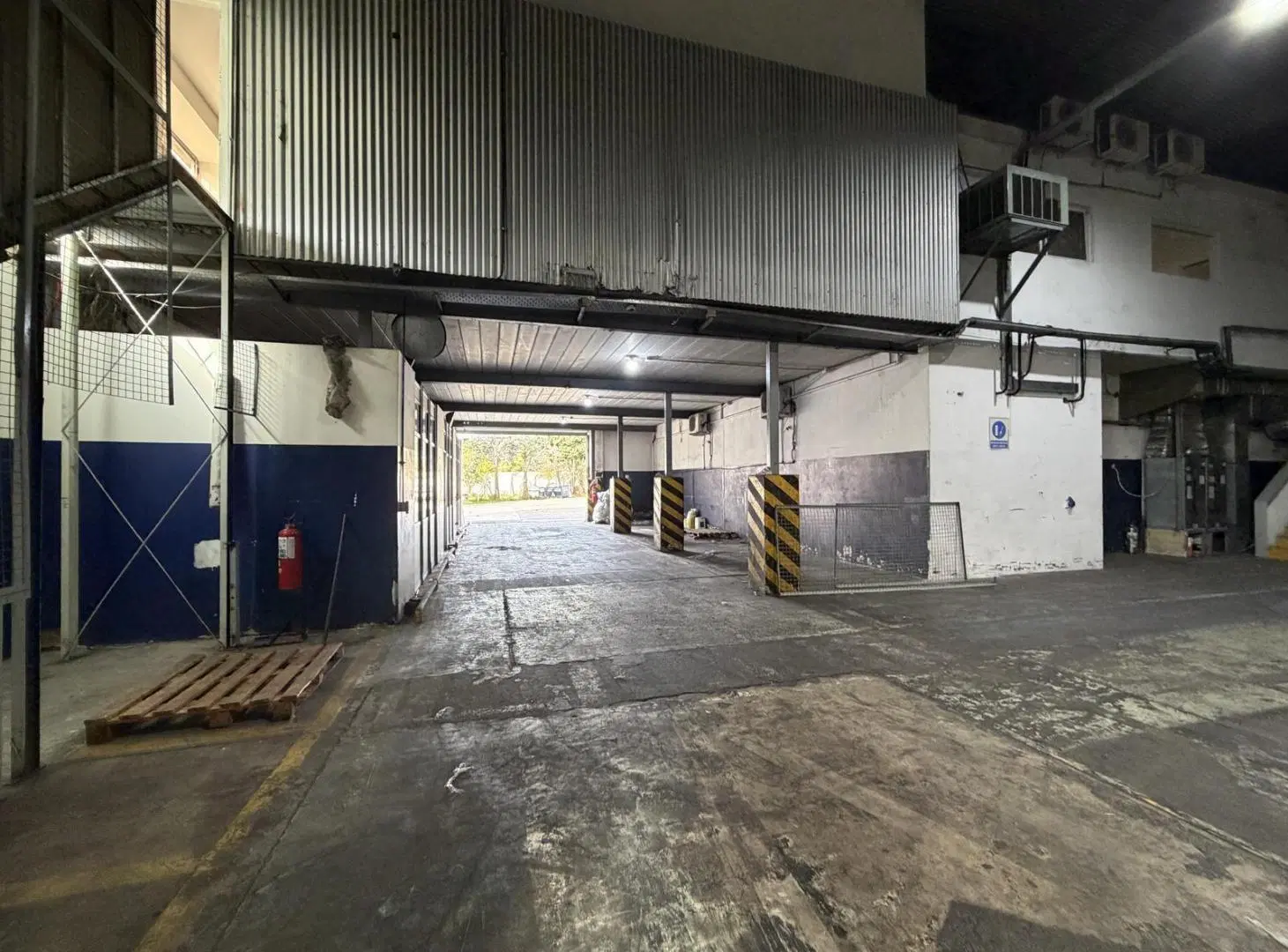 Alquiler Depósito 3.000 m2 - Garin 3