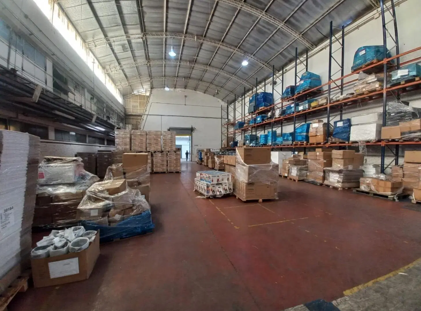 Depósito de 11.600 m2 en La Tablada 2