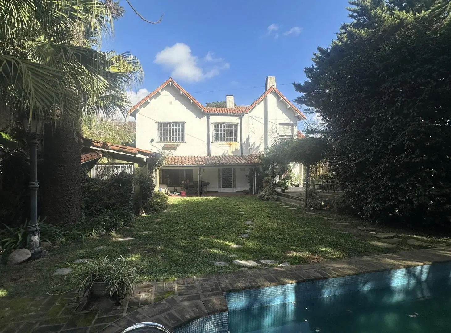 Venta Casa sobre Av. Libertador Beccar 2