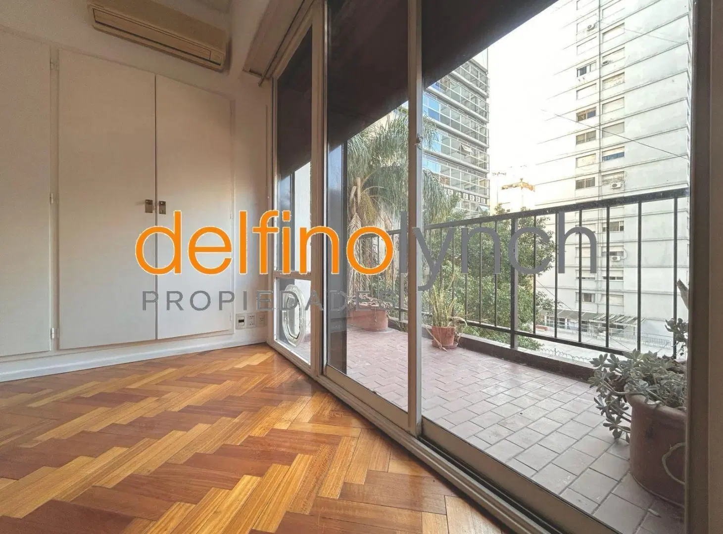 Departamento en venta con cochera 5