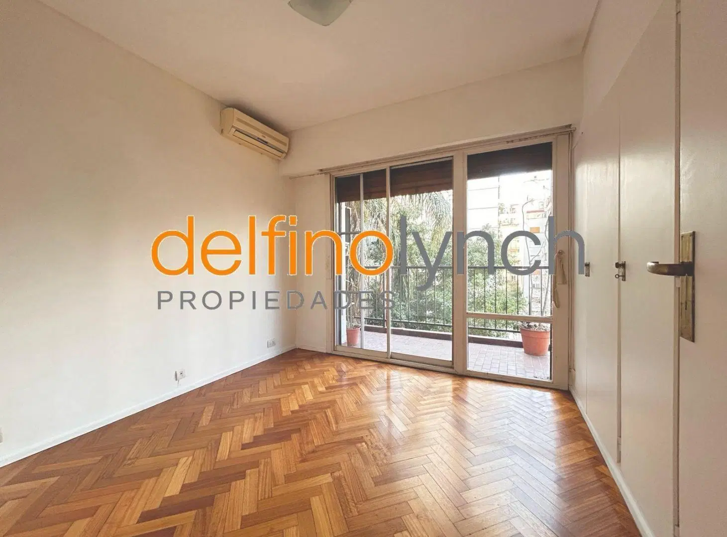 Departamento en venta con cochera 3