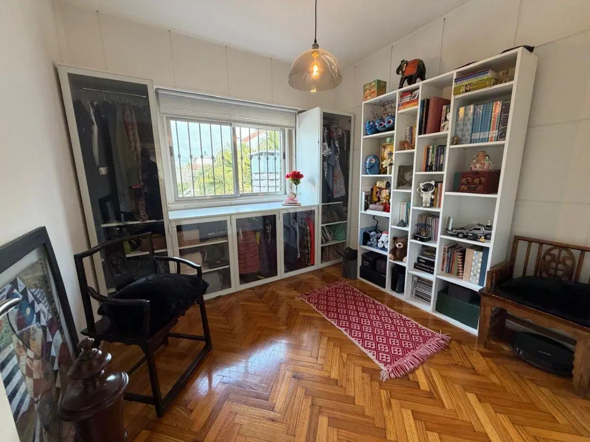 Olivos Venta. Casa 5 amb. c/ jardín y piscina 4