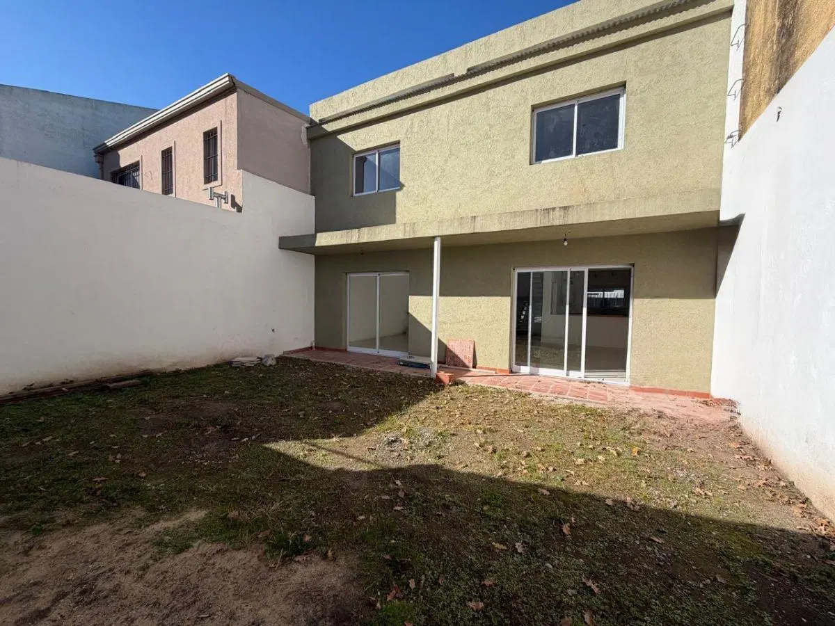 Casa Venta Olivos 1