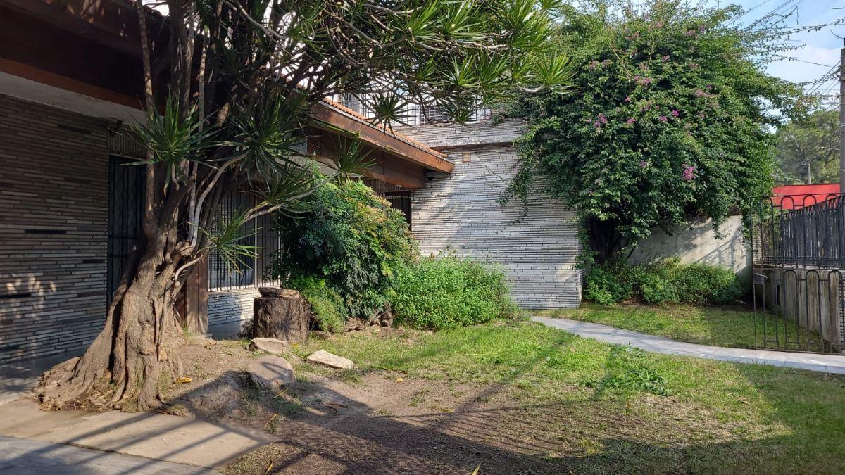 Foto de Unico LOTE de 17,32 X 37,5 ( 649.5M2 APROX) , a metros de Colectora, imagen 1