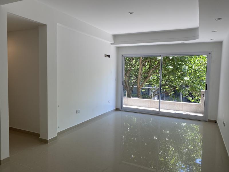 Foto de Excelente Departamento de 3 Ambientes a la venta Lyon en Adrogué, imagen 4