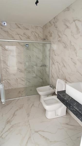 Foto de Oportunidad! Venta de Departamento 3 Ambientes en Adrogué, imagen 5