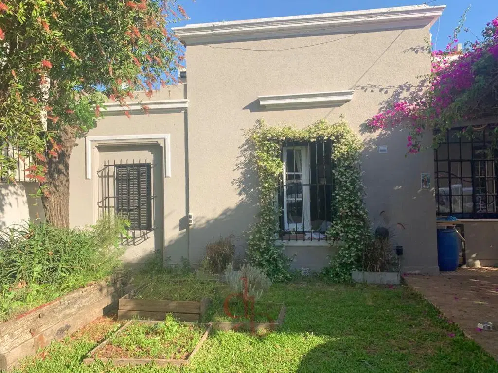 Casa en Jose Marmol zona sur Oportunidad! Cercano a Estación de Mármol y Adrogué 3