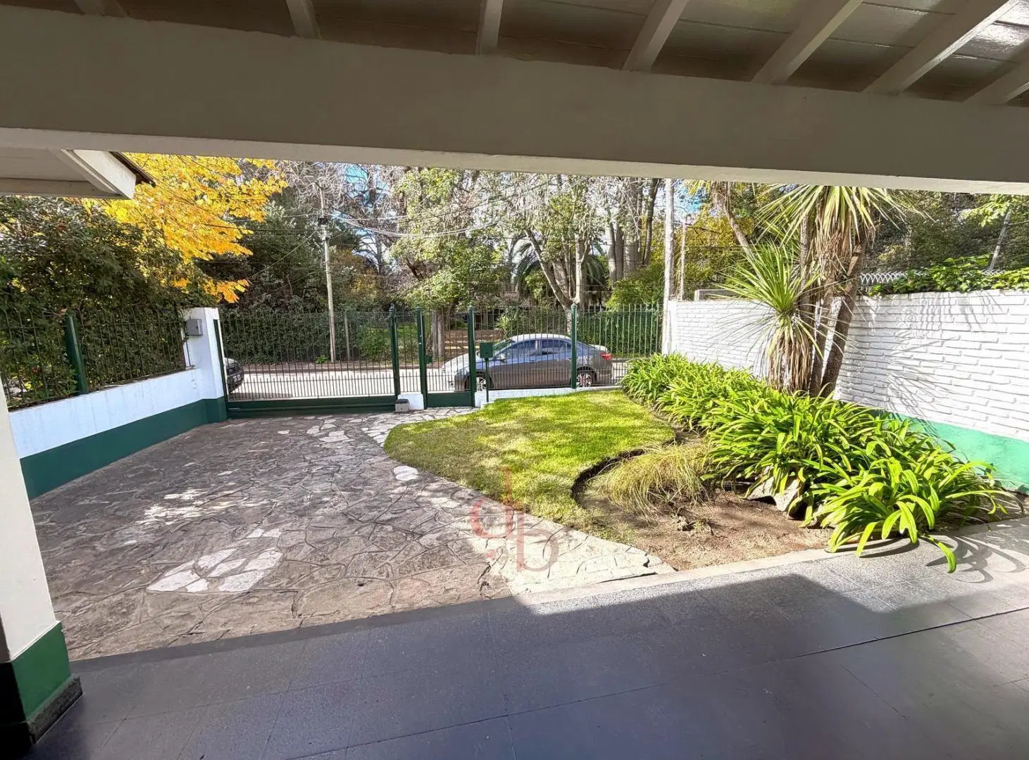 Casa en venta en Adrogué en inmejorable ubicación 3