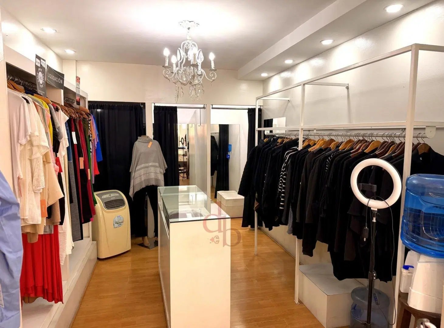 Local en venta en pleno centro de Adrogué 2