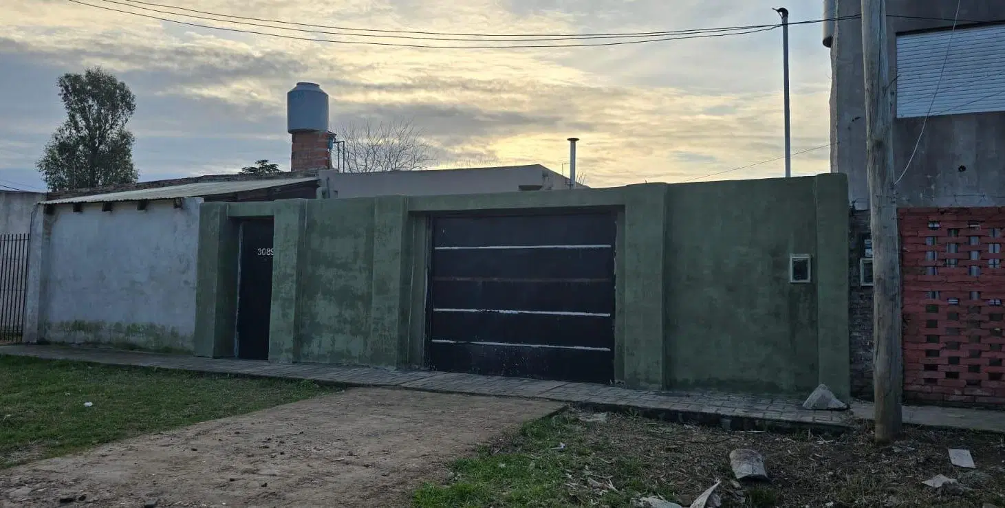 Casa en venta en barrio La Arboleda 3