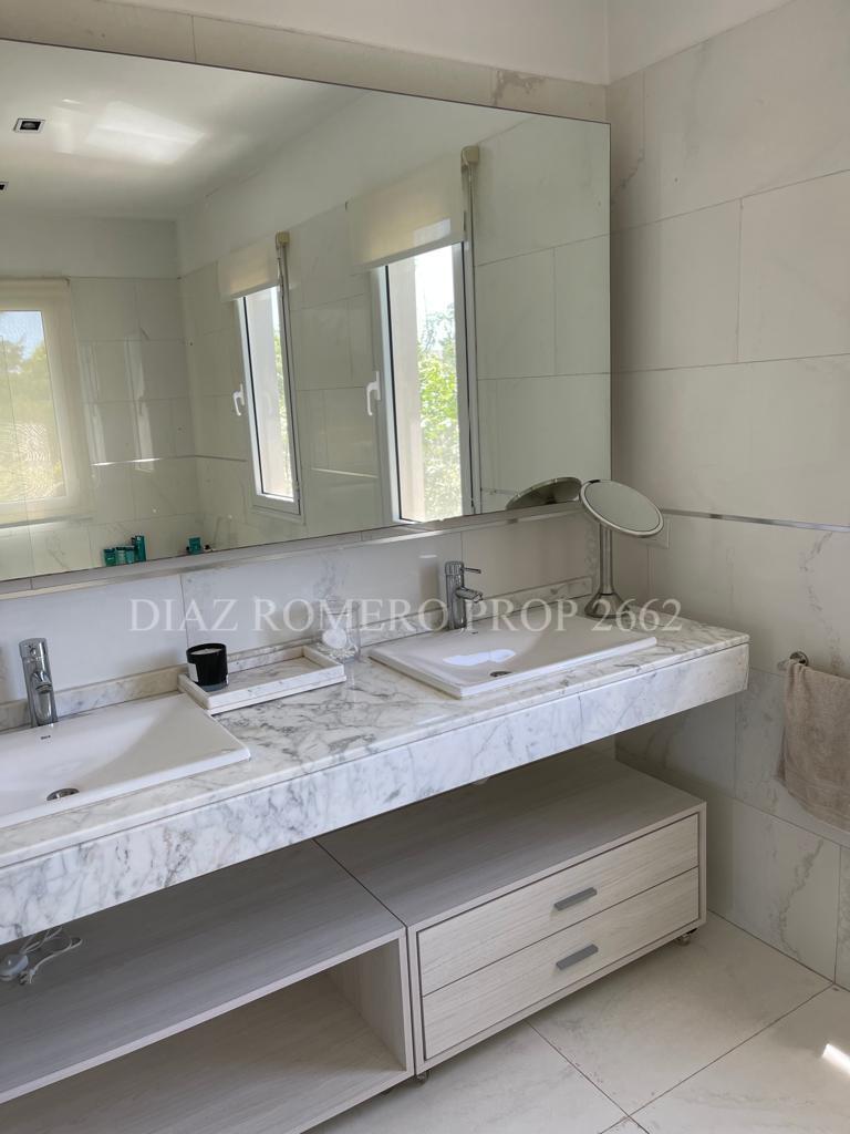 Barrio Cerrado Talar del Lago 1 - Casa en Venta U$s 830.000 2