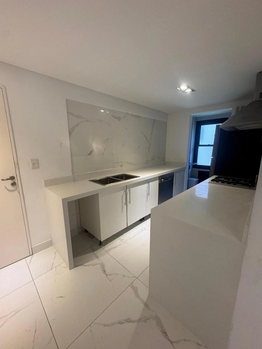 Espacio Lomas Departamento en Alquiler de 4 Ambientes U$s 3.200 Maximo 1 Año 5