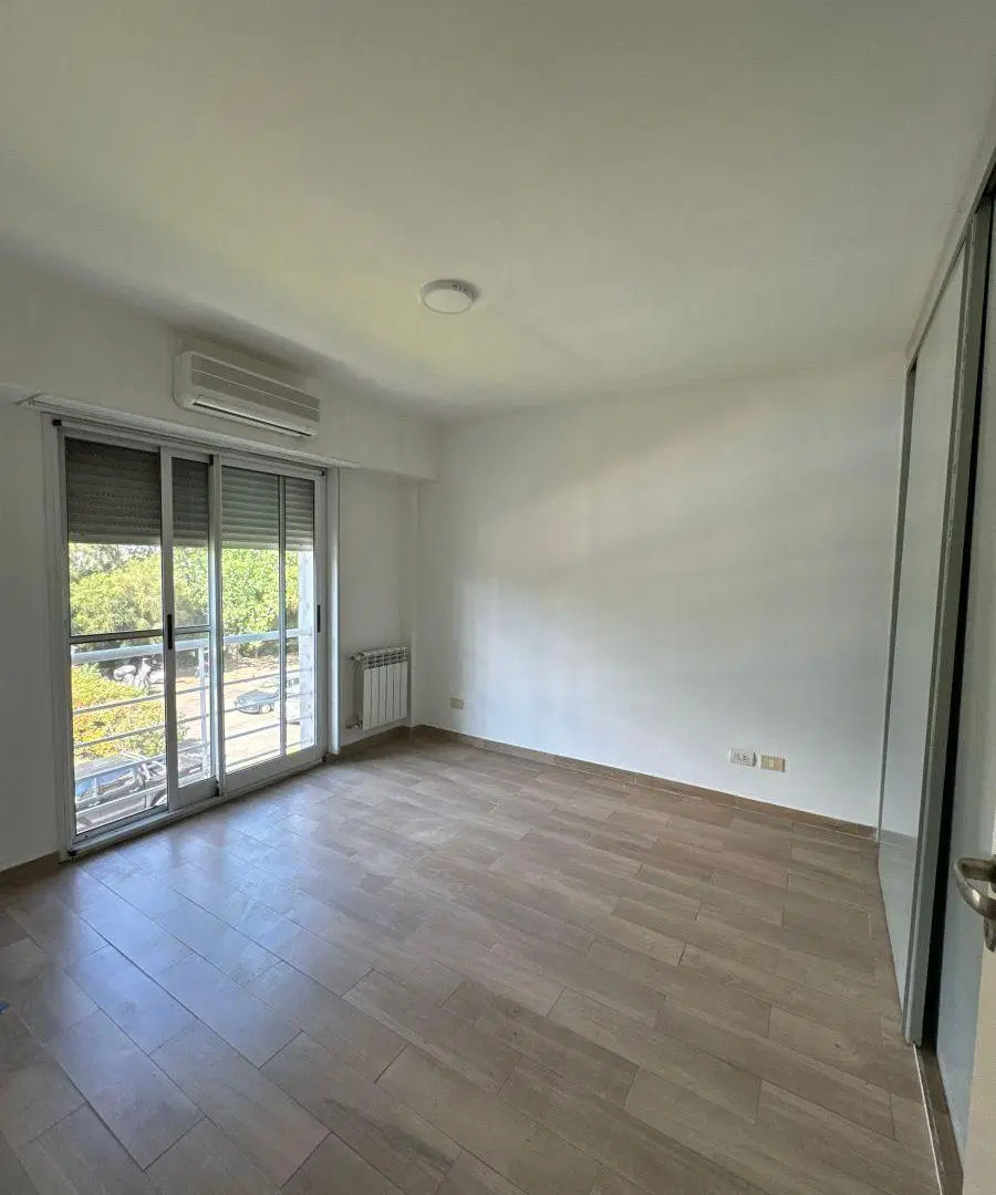 Departamento en Lagunas de Sta Barbara - Alquiler U$S 550.- 3