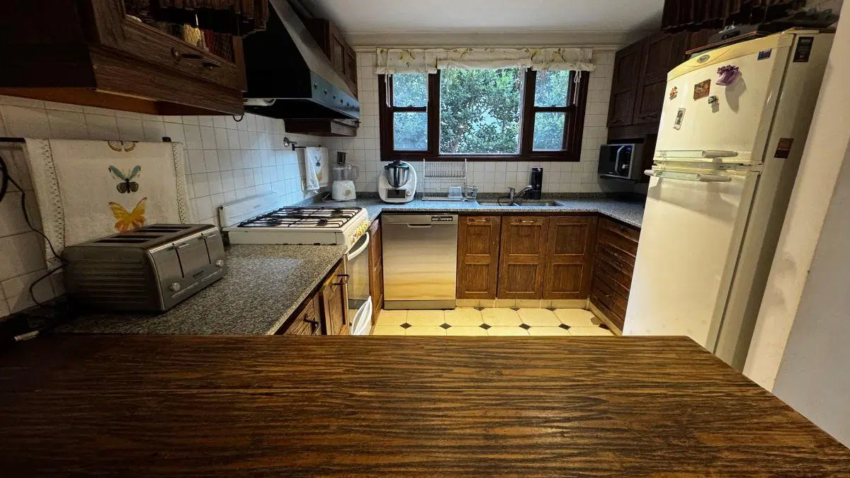 Casa en venta en el B° La Martinica de Pilar - 4 dormitorios - U$S 400.000 5