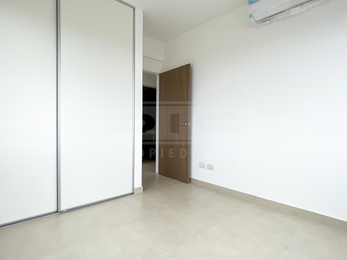 Foto de Excelente departamento 3 ambientes - Florida Mitre/Este, imagen 2