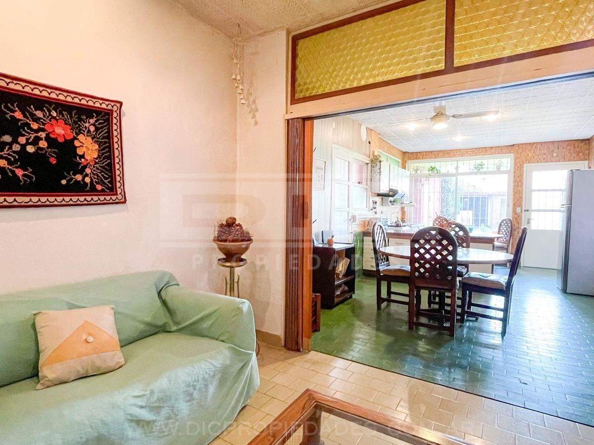 Casa 4 Dorm. Venta - Florida Mitre/este 3