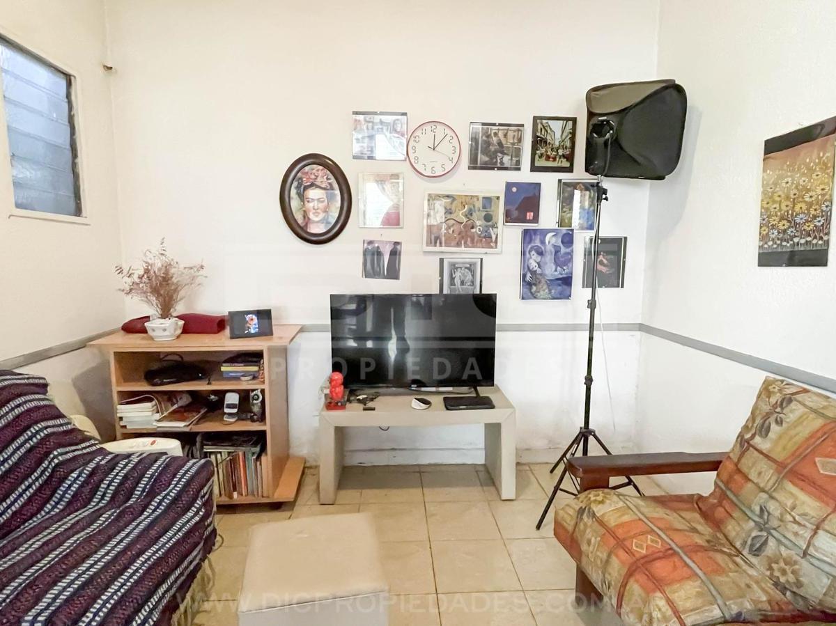 Casa 5 Dorm. Venta - Florida - B. Platense 1