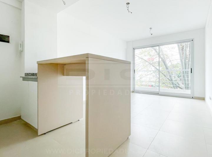 Foto de Oficina Comercial Alquiler - Florida Mitre/Este, imagen 1