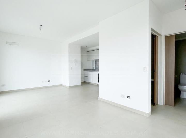 Foto de Oficina Comercial Alquiler - Florida Mitre/Este, imagen 4